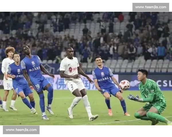 一口口水 + 四次 VAR:申花 2-2 大连的争议风暴 一口口水 + 四次 VAR:申花 2-2 大连的争议风暴