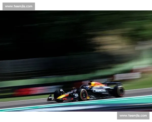 墨西哥站乱战：诺里斯登顶，维斯塔潘第三，皮亚斯特里惜败